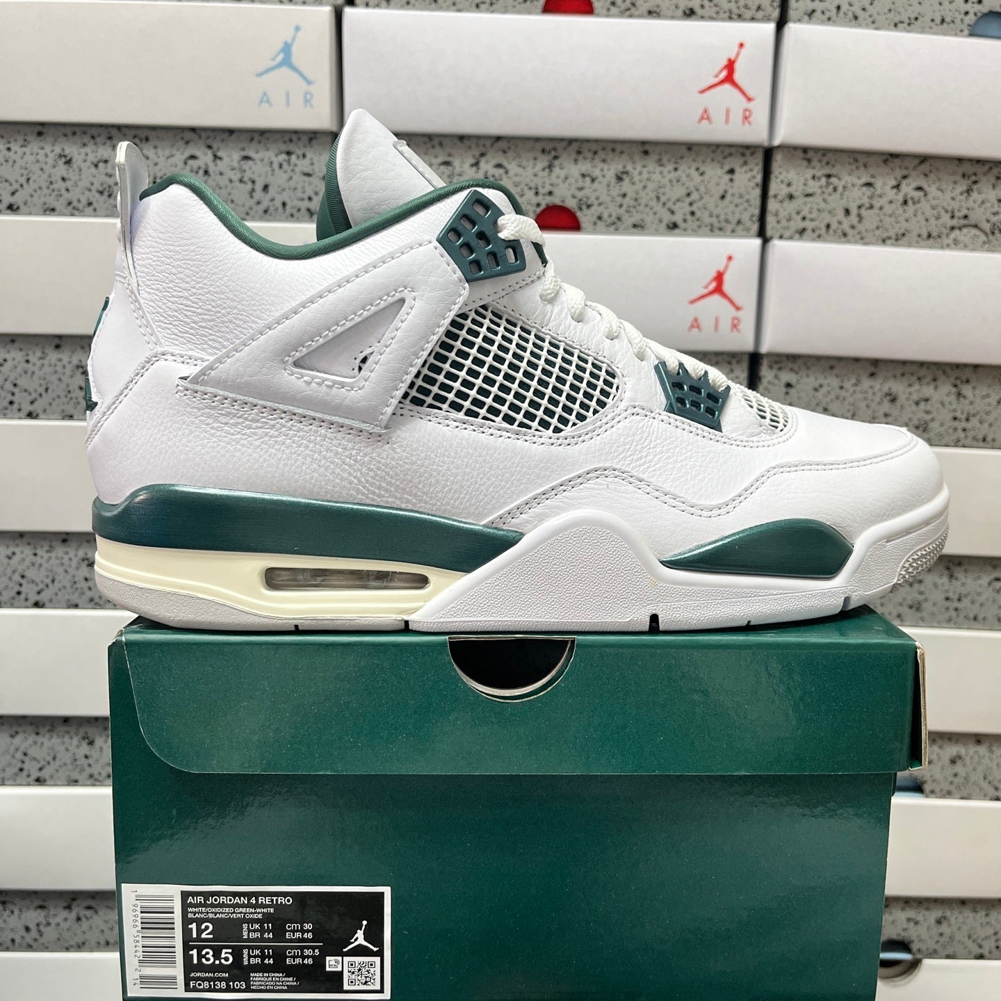 Air Jordan 4 Retro