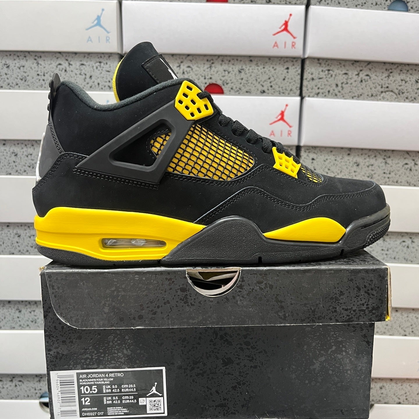 Air Jordan 4 Retro