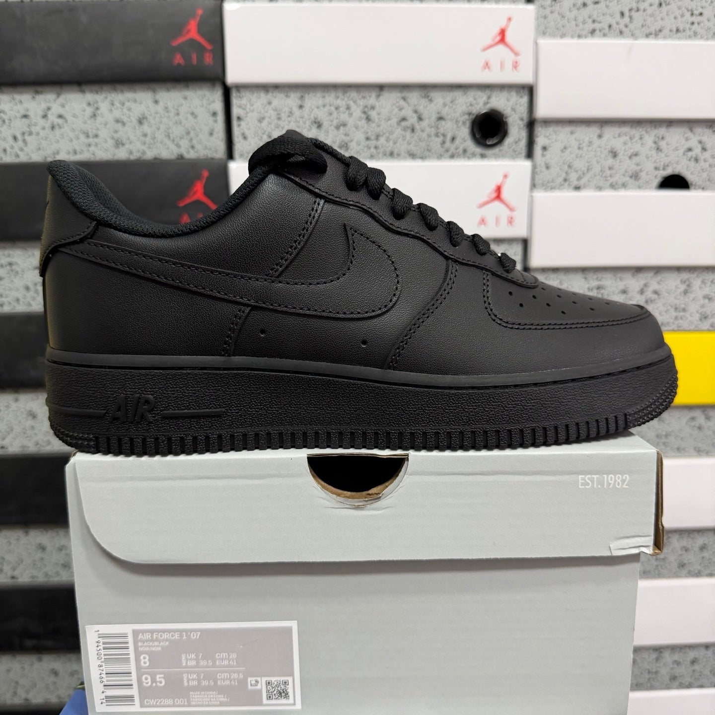 Nike Air Force 1