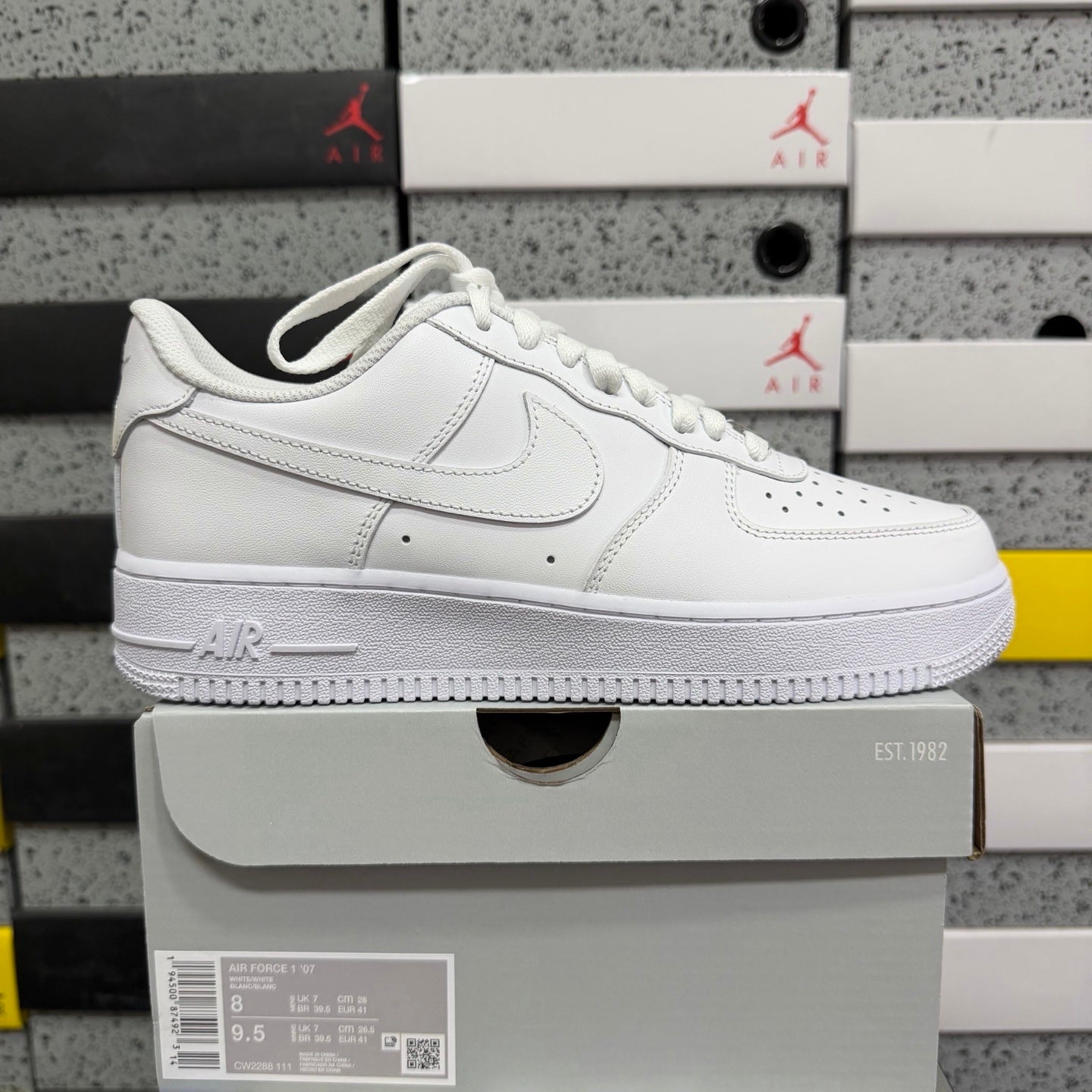 Nike Air Force 1